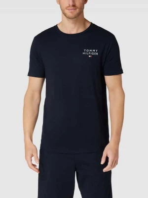 T-shirt z wyhaftowanym logo Tommy Hilfiger