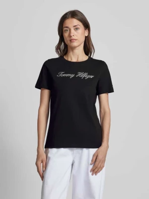 T-shirt z wyhaftowanym logo Tommy Hilfiger