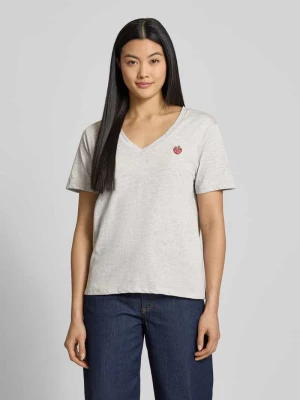 T-shirt z wyhaftowanym motywem model ‘KENNEDY’ Ichi