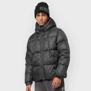 Tag Logo Shiny Puffer K1X czarny