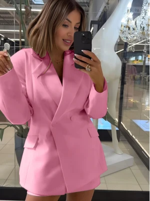 Taliowana marynarka z guzikami ALVANA - różowa  magmac 