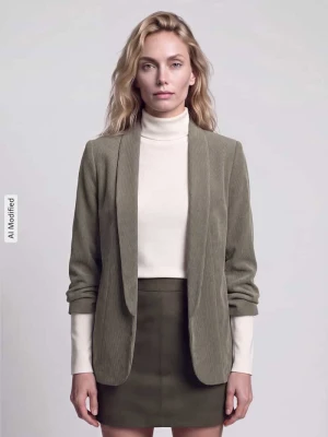 Taliowany krótki żakiet z rękaw o dł. 3 / 4 model 'BOSELLA' Pieces Khaki