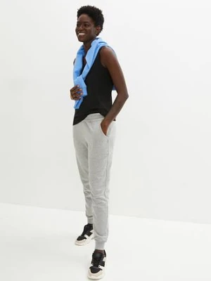 Tank top Essential, bezszwowy bonprix