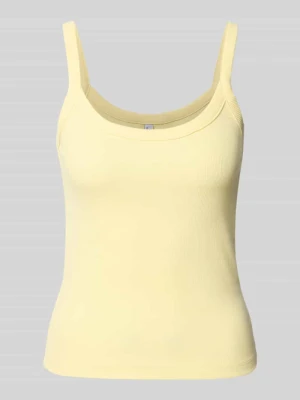 Tank top o kroju slim fit z mieszanki bawełny ekologicznej model 'MAY' Pieces