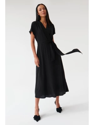 TATUUM Sukienka w kolorze czarnym rozmiar: 40