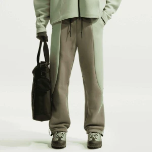 Tech Fleece Pro Club Open Hem Pant Nike zielony