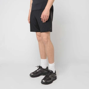 Tech Vent 7in Shorts Under Armour czarny