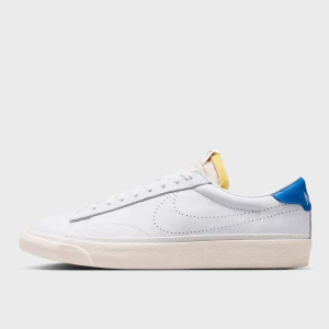 Tennis Classic AC Nike