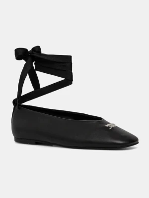Tommy Hilfiger baleriny skórzane TJW BALLERINA WITH LACES kolor czarny EN0EN02939