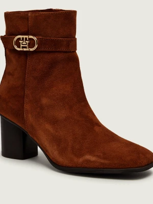 Tommy Hilfiger Botki na słupku | zamsz brązowy