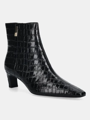 Tommy Hilfiger botki skórzane TH SQUARE TOE CROC KITTEN BOOTIE damskie kolor czarny na słupku FW0FW09162