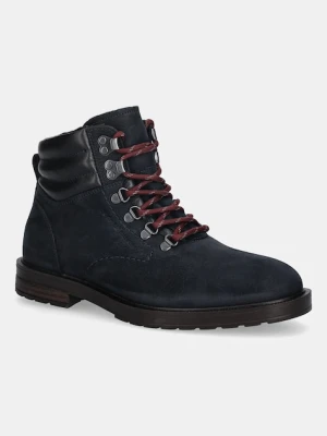 Tommy Hilfiger buty nubukowe CLEATED HILFIGER WRM HOOK BOOT męskie kolor granatowy FM0FM05699