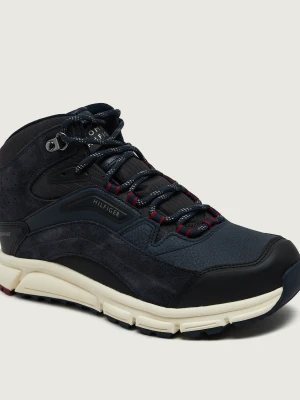 Tommy Hilfiger Buty trekkingowe Mix Chukka Runner | zamsz granatowy