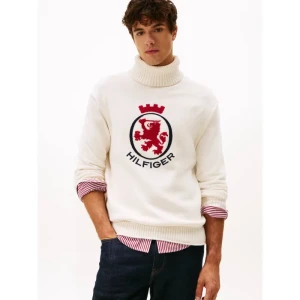 Tommy Hilfiger Golf | Relaxed fit