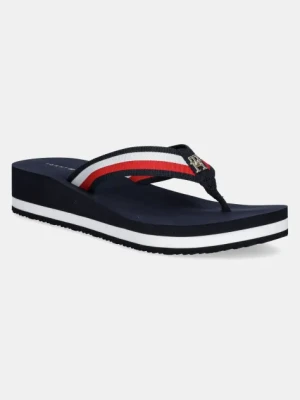 Tommy Hilfiger japonki TH CORP MID WEDGE BEACH SANDAL damskie kolor granatowy na koturnie FW0FW08517