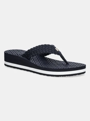 Tommy Hilfiger japonki TH CROCHET MID BEACH SANDAL damskie kolor granatowy na koturnie FW0FW08737