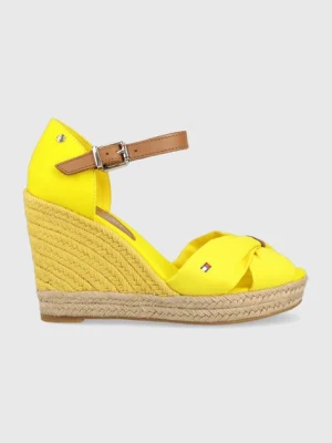 Tommy Hilfiger sandały BASIC OPENED TOE HIGH WEDGE kolor żółty FW0FW04784