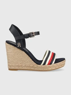 Tommy Hilfiger sandały CORPORATE WEDGE damskie kolor granatowy na koturnie FW0FW07086