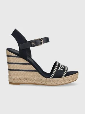 Tommy Hilfiger sandały SEASONAL WEBBING WEDGE damskie kolor granatowy na platformie FW0FW07088