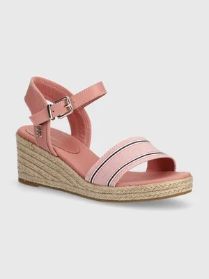 Tommy Hilfiger sandały SHIRTING WEDGE SANDAL kolor różowy FW0FW07887