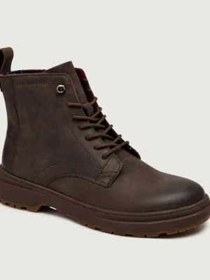 Tommy Hilfiger Skórzane buty wysokie brązowy
