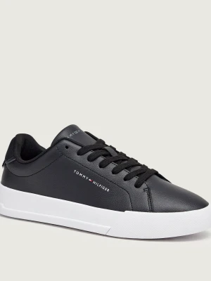 Tommy Hilfiger Skórzane sneakersy Court Core | zamsz czarny