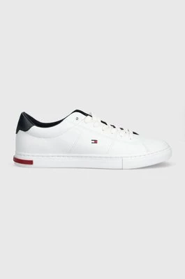Tommy Hilfiger sneakersy skórzane ESSENTIAL LEATHER DETAIL VULC kolor biały FM0FM04047