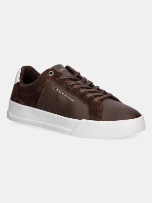 Tommy Hilfiger sneakersy skórzane TH COURT MIX NUBUCK męskie kolor brązowy FM0FM05634
