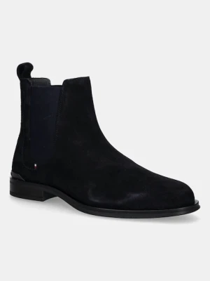 Tommy Hilfiger sztyblety zamszowe CORPORATE HILFIGER SDE CHELSEA męskie kolor granatowy FM0FM05580