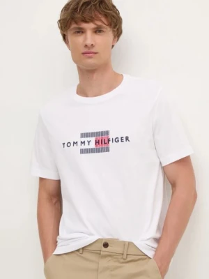 Zdjęcie produktu Tommy Hilfiger t-shirt bawełniany męski kolor biały z aplikacją MW0MW36455