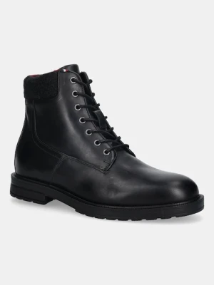 Tommy Hilfiger trapery skórzane CLEATED HILFIGER W LTH BOOT męskie kolor czarny FM0FM05562