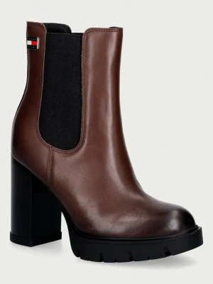 Tommy Jeans botki damskie skórzane TJW CHELSEA HIGH HEEL BOOTS brązowy