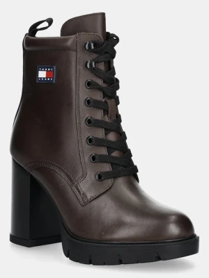 Tommy Jeans botki skórzane TJW HEEL LACE UP BOOT damskie kolor brązowy na słupku EN0EN02832