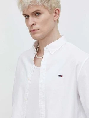 Tommy Jeans koszula bawełniana męska kolor biały regular z kołnierzykiem button-down DM0DM19134