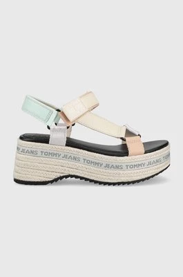 Tommy Jeans sandały EN0EN01810.L4T.WEDGE.S damskie na platformie