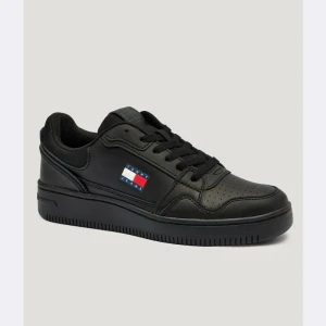 Tommy Jeans Skórzane sneakersy RETRO BASKET