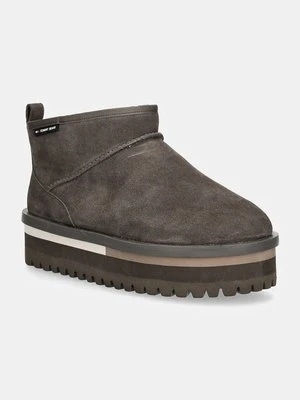 Tommy Jeans śniegowce zamszowe TJW SUEDE FLATFORM BOOT WL kolor szary EN0EN02599