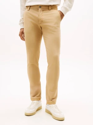 Tommy Jeans Spodnie chino Scanton TH x F.C. Liverpool | Slim Fit