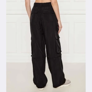 Tommy Jeans Spodnie CLAIRE | Loose fit | high rise