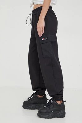 Tommy Jeans spodnie dresowe kolor czarny gładkie DW0DW17313
