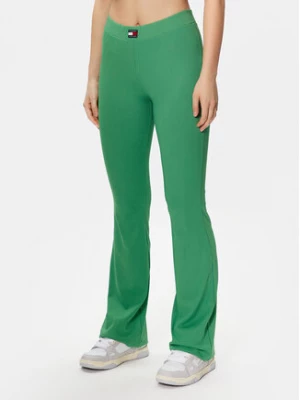 Tommy Jeans Spodnie materiałowe Badge DW0DW15373 Zielony Regular Fit