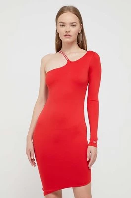 Tommy Jeans sukienka kolor czerwony mini dopasowana