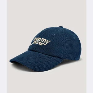 Tommy Jeans Sztruksowa bejsbolówka