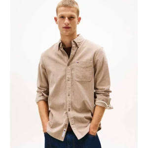 Tommy Jeans Sztruksowa koszula | Regular Fit