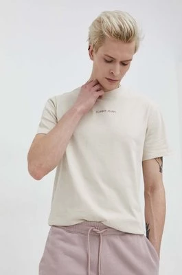Tommy Jeans t-shirt bawełniany męski kolor beżowy z aplikacją DM0DM18266