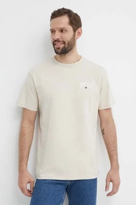 Tommy Jeans t-shirt bawełniany męski kolor beżowy z aplikacją DM0DM18665