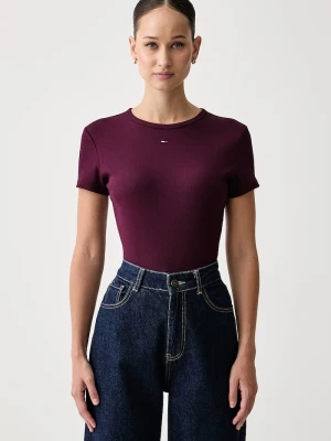 Tommy Jeans T-shirt damski bawełniany z elastanem bordowy