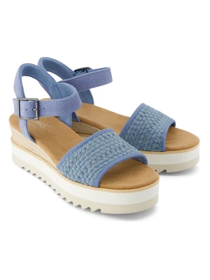 TOMS Sandały w kolorze błękitnym na koturnie rozmiar: 38, 5