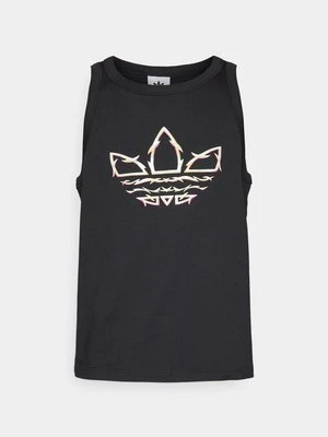 Top adidas Originals