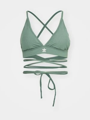 Top adidas Originals